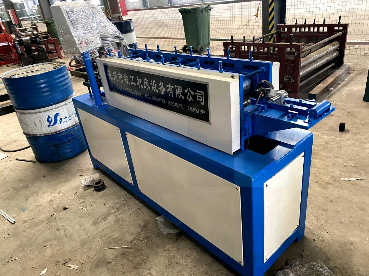 冷弯成型设备 乐鱼平台（中国）弹簧片生产线